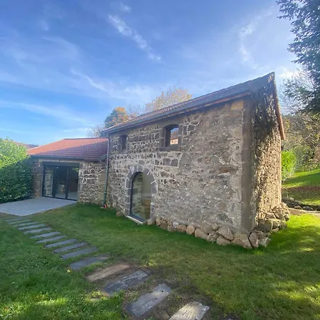 L'oustal Des Domes Apartman